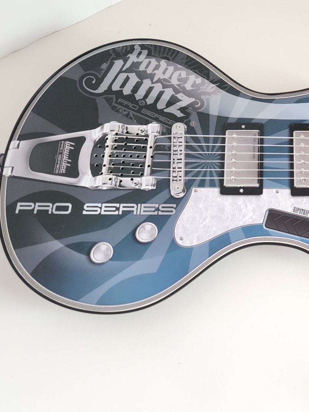 Paper Jamz Pro Series Guitar - Blue 6288 with Black & White Pattern Strap - Picture 3 of 13